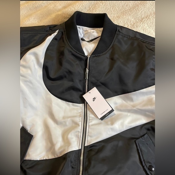 Men’s Nike Reversible Jacket - Picture 2 of 4